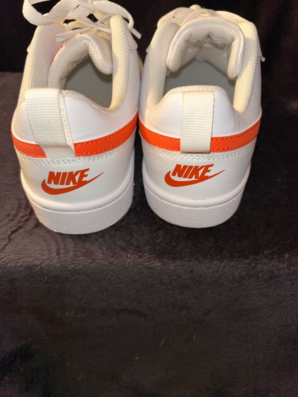 Nike White Low-Top Sneakers with Orange Swoosh - Picture 4 of 4